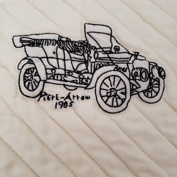 Detailed King Queen Sized Quilt With Embroidered Antique Cars Grey and White - Picture 4 of 11